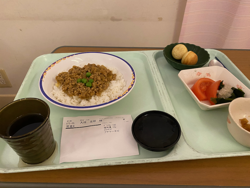 昼食；カレー