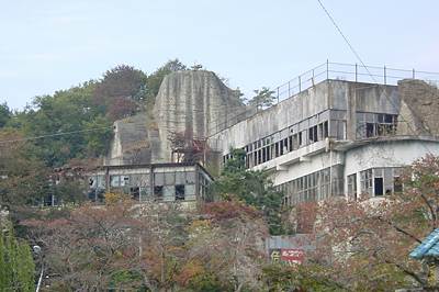 巡り巡って 大谷資料館 山本園