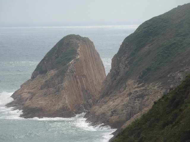柱状節理の崖