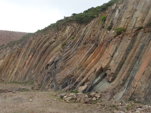 柱状節理の崖